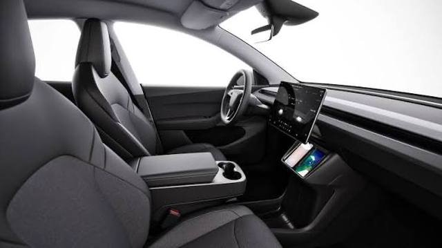 Tesla Model Y — interior