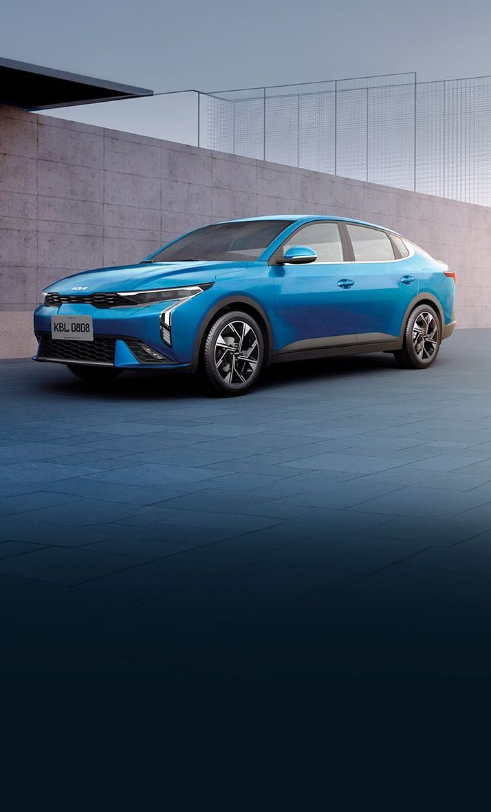 Kia K3 (Sedán / Cross) oficial frontal