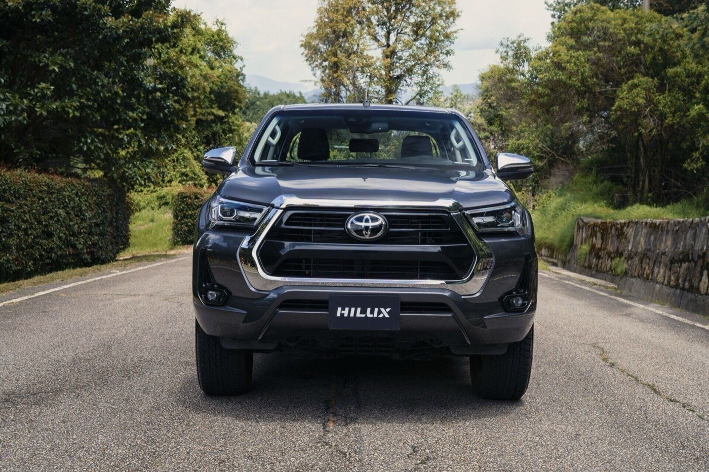Toyota Hilux frontal