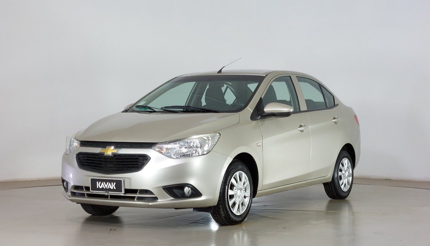 Chevrolet Sail beige